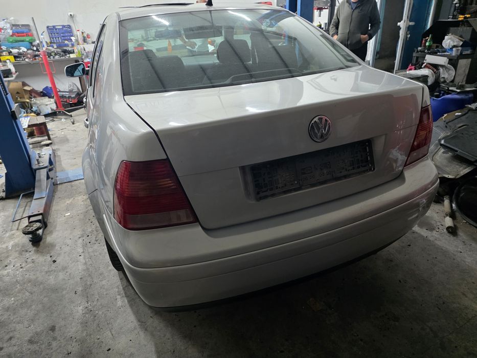 Vw Bora 1 6SR На части
