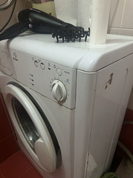 Стиральная машина indesit