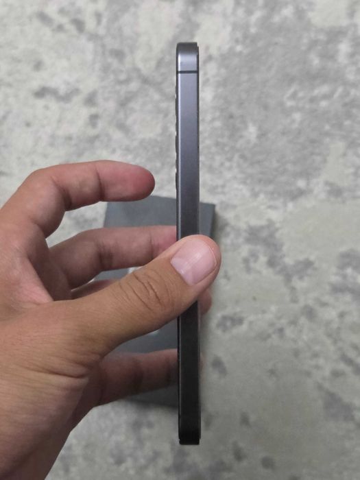 Samsung s24  в отличном состоянии