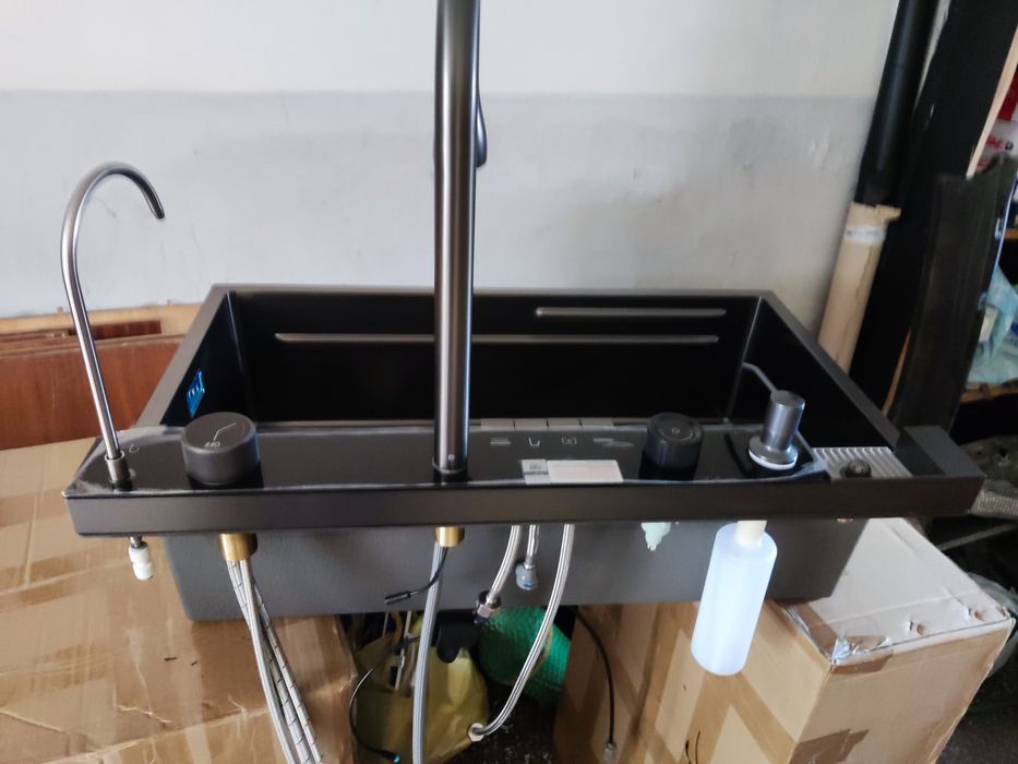 Многофункционална кухненска смарт мивка