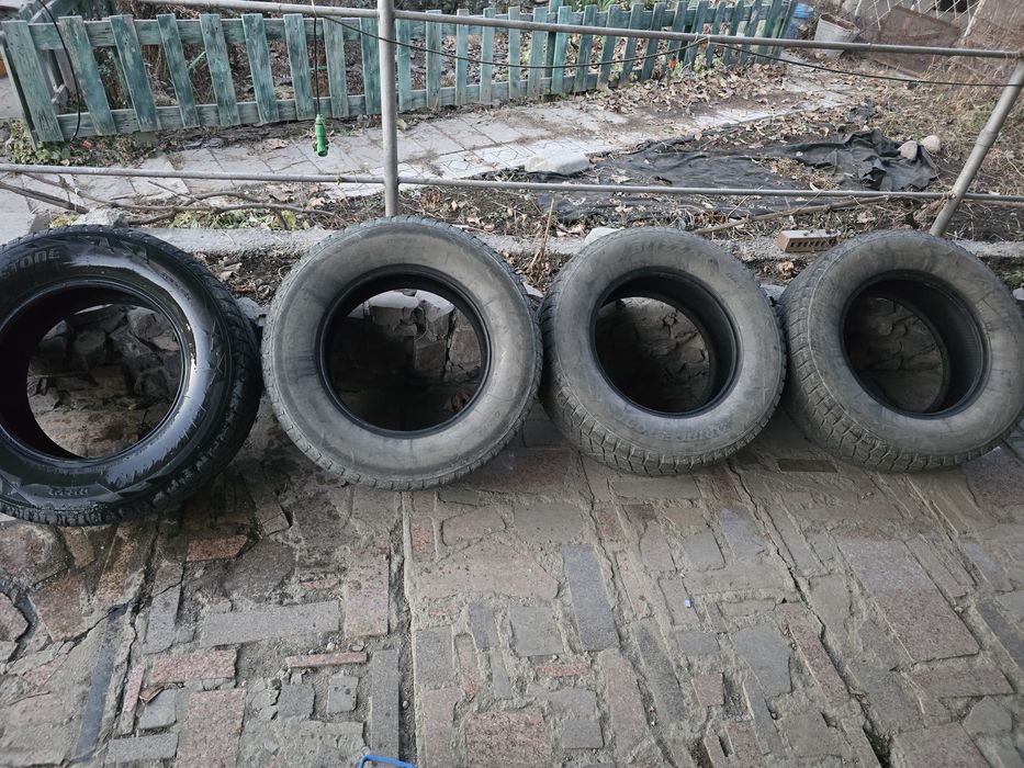 Шины Bridgestone 265/65R17