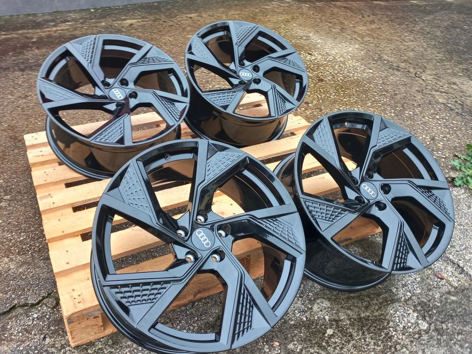18"Audi Rs 2026 A3 A4 A5 A6 A7 A8 Q2 Q3 Q5 8ж ет35 Чисто Нови