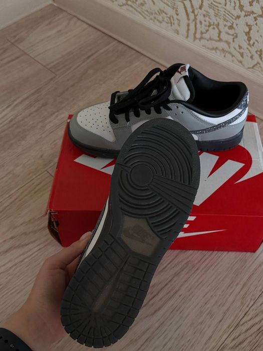 Кроссовки Nike dunk low glitter swoosh