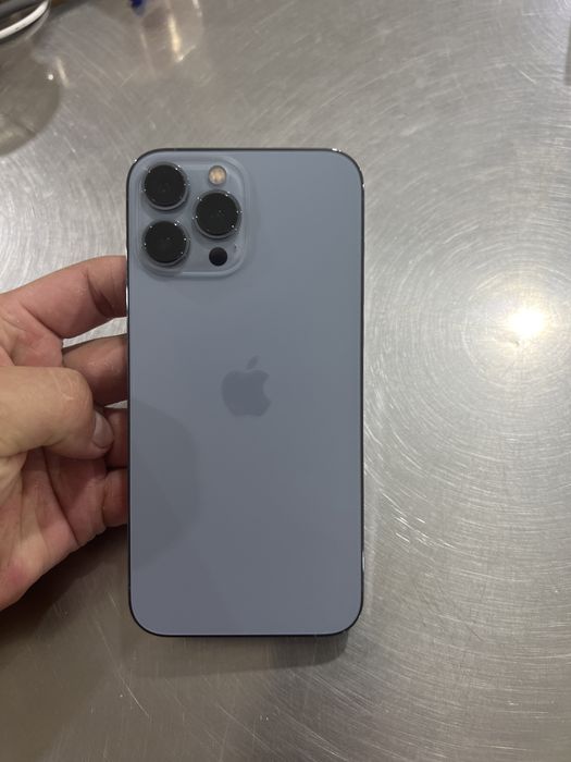 iphone 13 pro max 256 sotiladi aybi yoq naxtga 600 $ bulishi