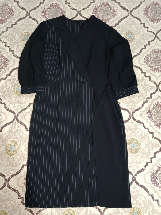 новое платье, очень красиво смотрится