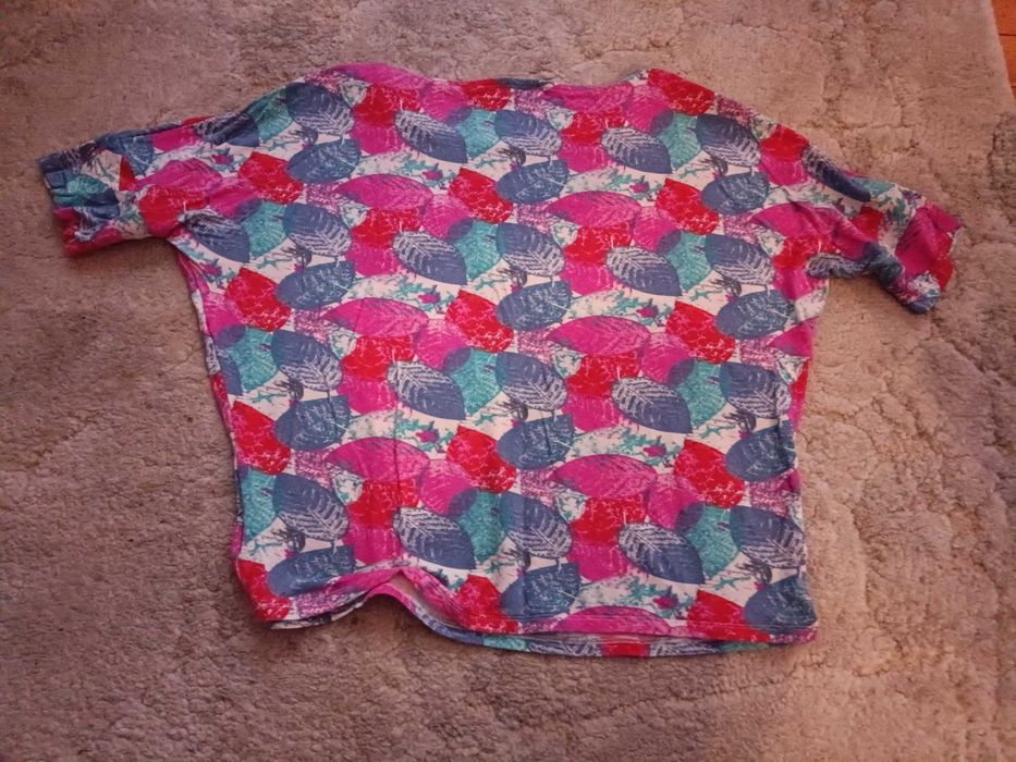 Блуза с къс ръкав