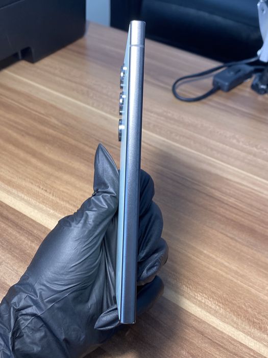 Samsung Galaxy S24 Ultra • 1 TB • Mint