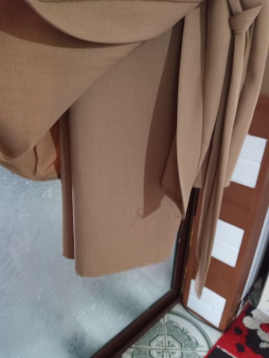 Costum elegant cu sacou și pantaloni