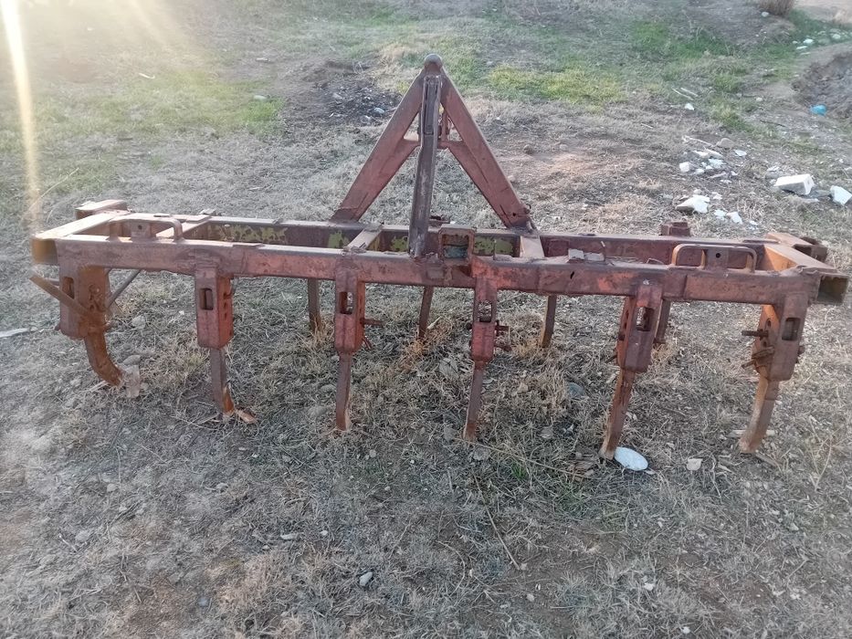 Плуг, чезил, карчопка