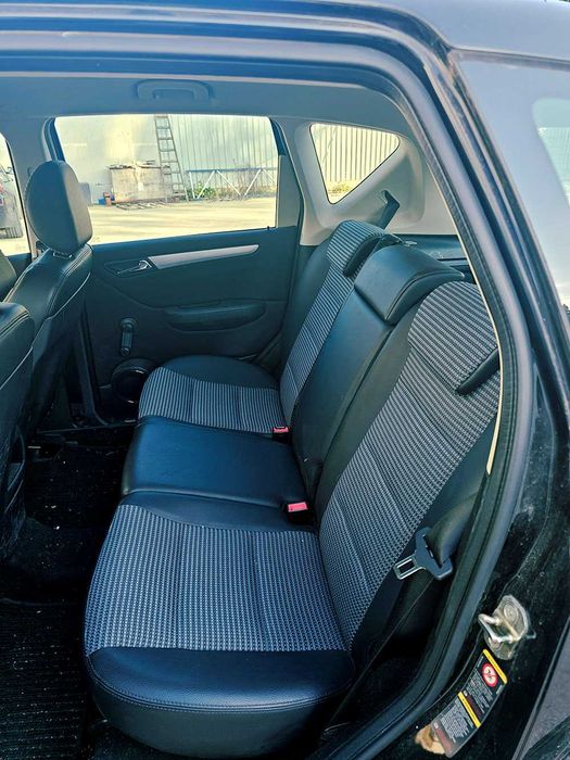 MERCEDES-BENZ A-Class 2005 — imagine 5
