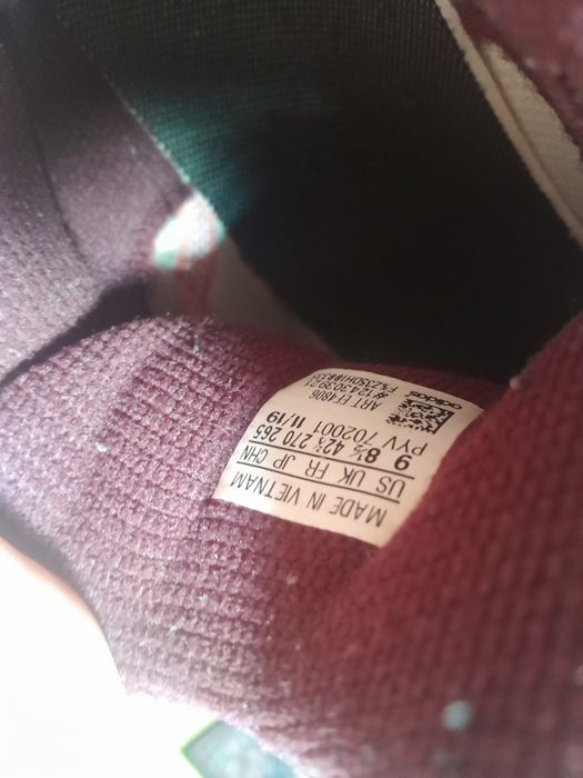 Pantofi sport Adidas,mărime 42,5,lungime brant 27 cm