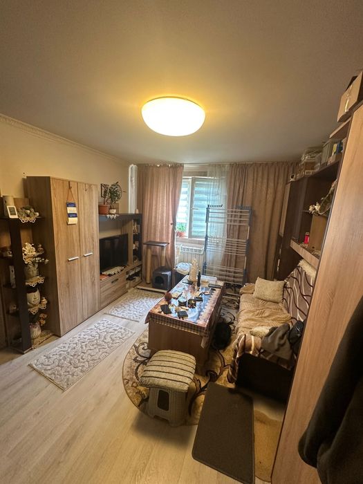 Vand Apartament 2 camere