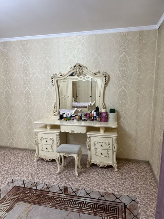 Спальний горнитур