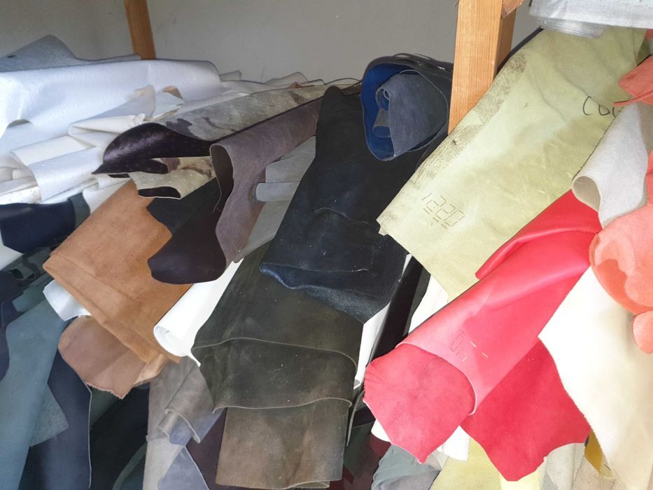 Естествена кожа на едро и дребно