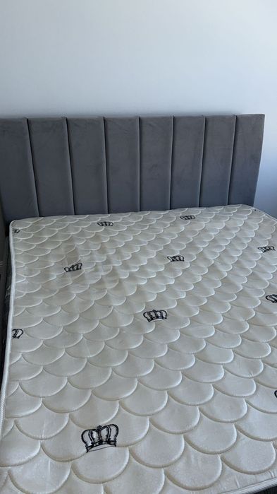 Кровать двуспальная