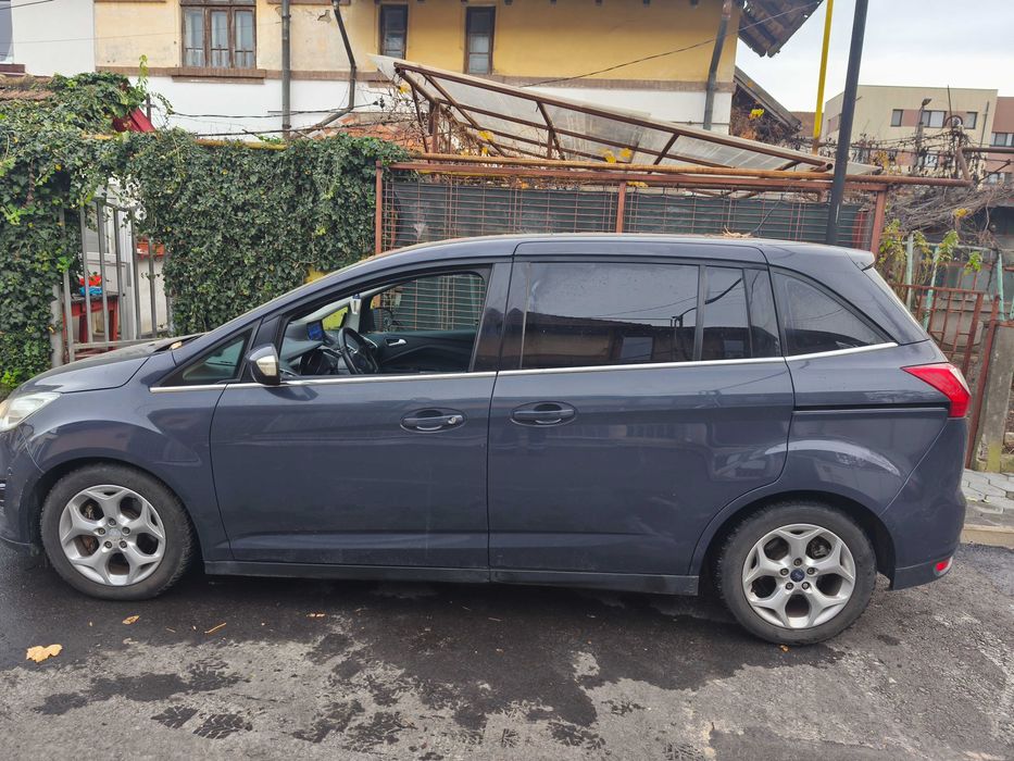 Ford  C-max Grand