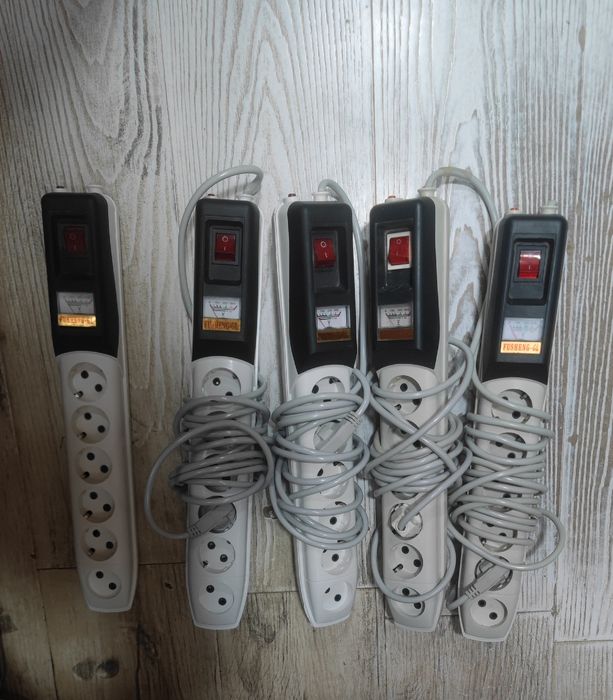 Удлинители пилоты 6 розеток  все рабочие 5 штук