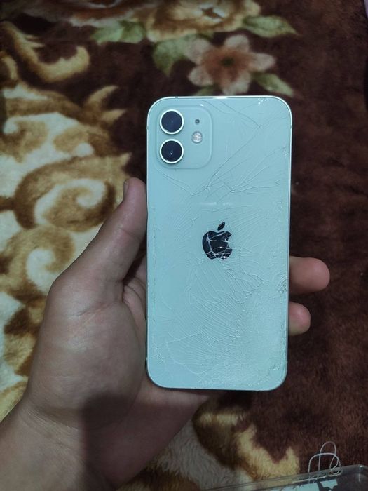 iPhone 12 sotiladi