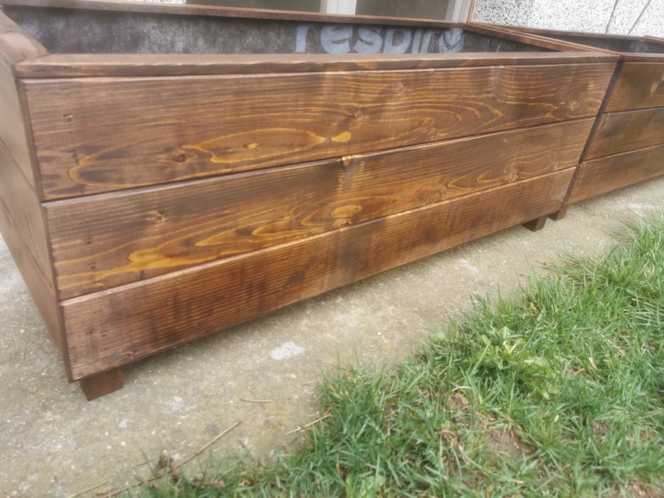 Градински Саксии