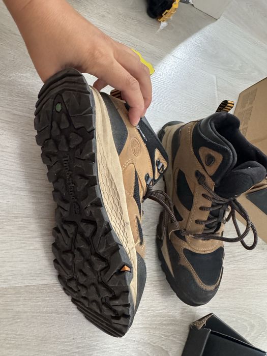 Продам кросовки timberland 37 размер