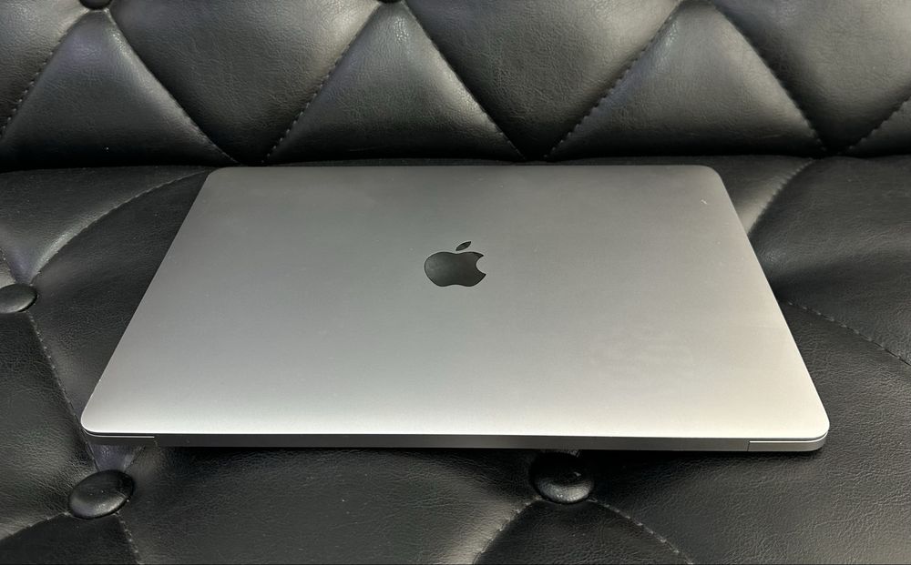 Apple MacBook Pro 2017 в хорошем состоянии