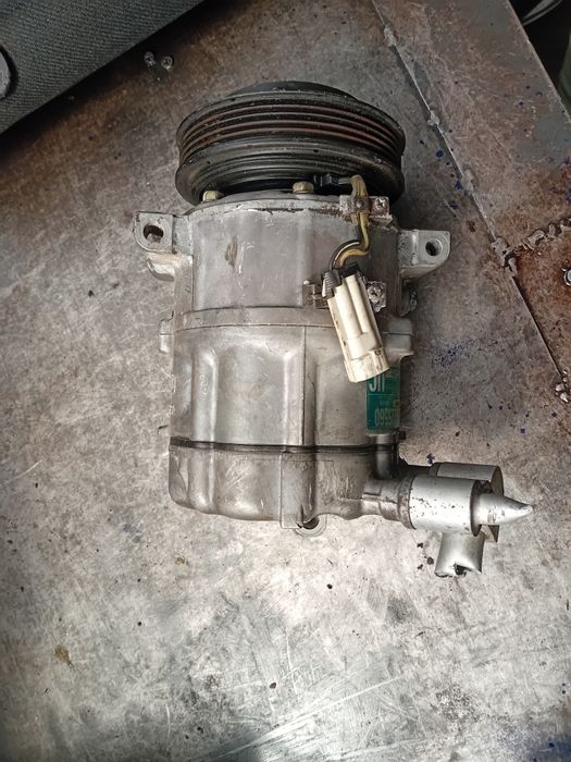 Компрессор кондиционер