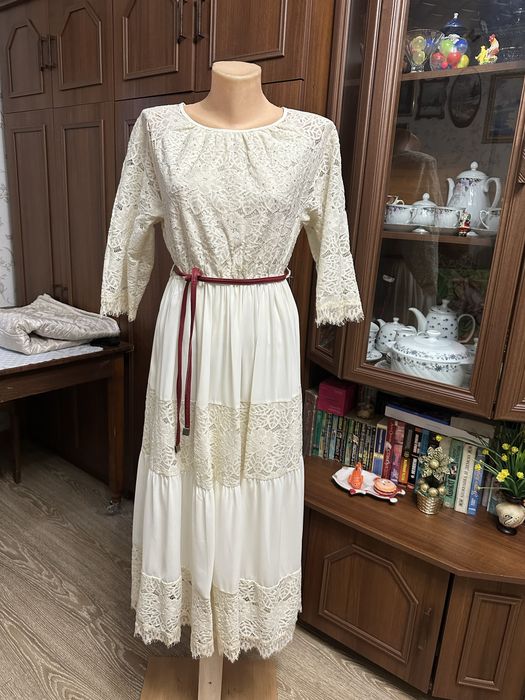 Продам платье новое