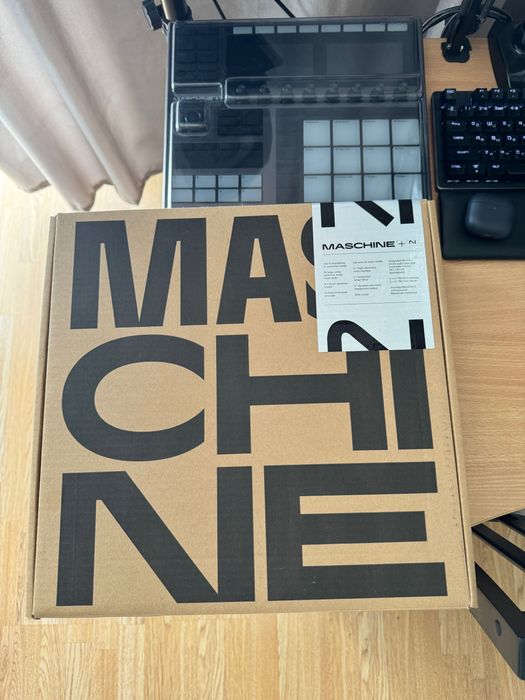 Native Instruments - Maschine Plus, цена на пару дней