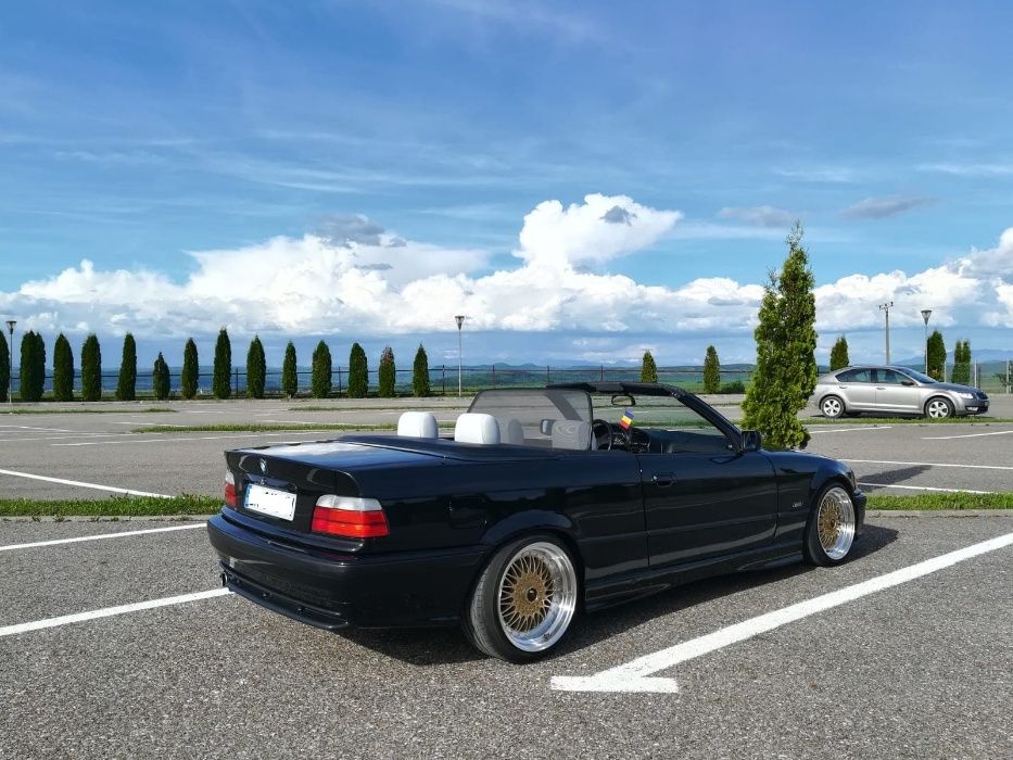 Jante aliaj cu buza Japan Racing JR9 pentru BMW E36