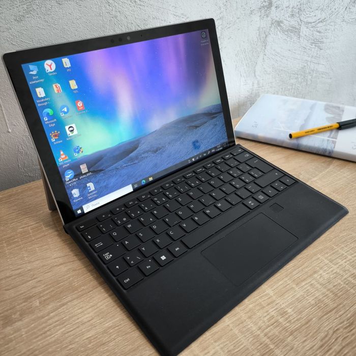 Microsoft Surface Pro 5 4/128GB