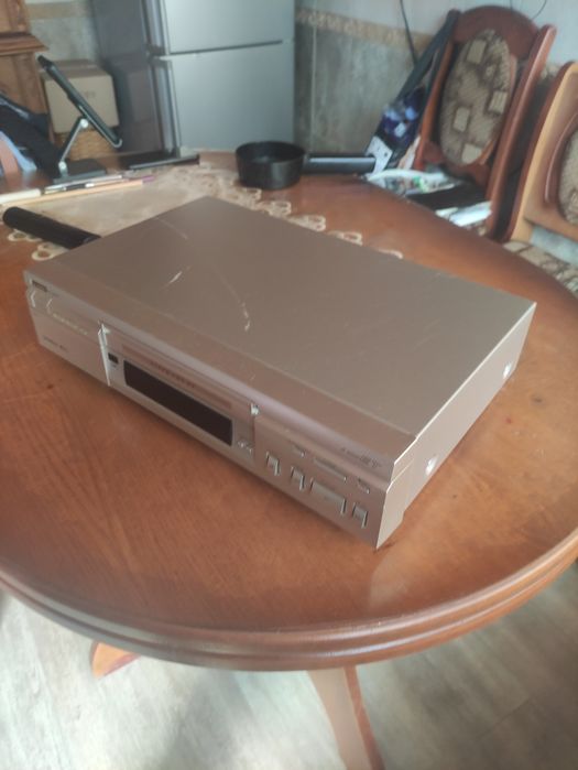 Video SHARP model: VC-S2000GM