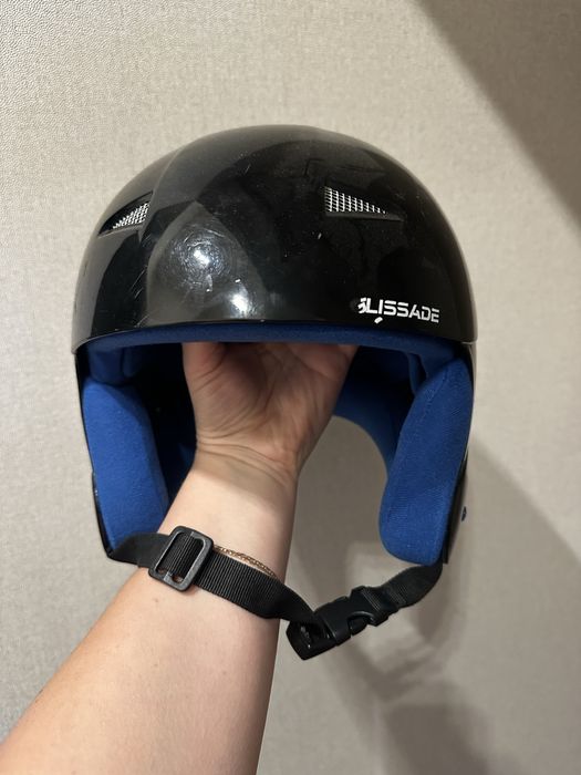 Шлем горнолыжный