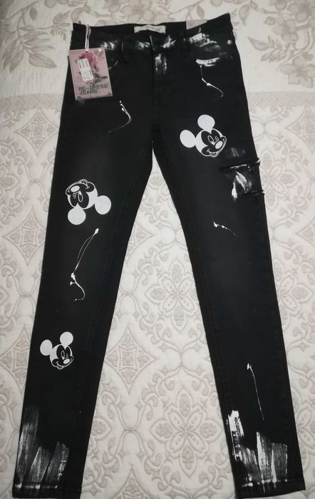 Дънки с Дисни десен