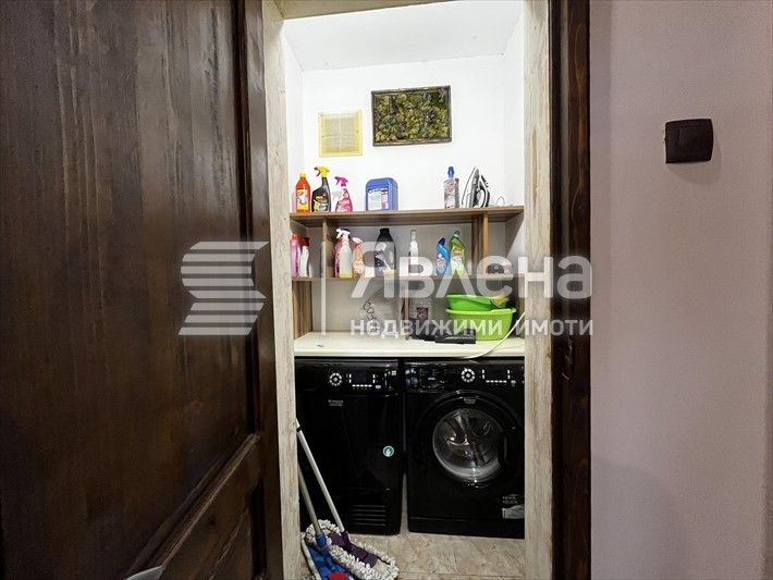 Продава се Тристаен апартамент в Варна, Център - 94 кв.м за 2447 €/кв.м - Снимка #9