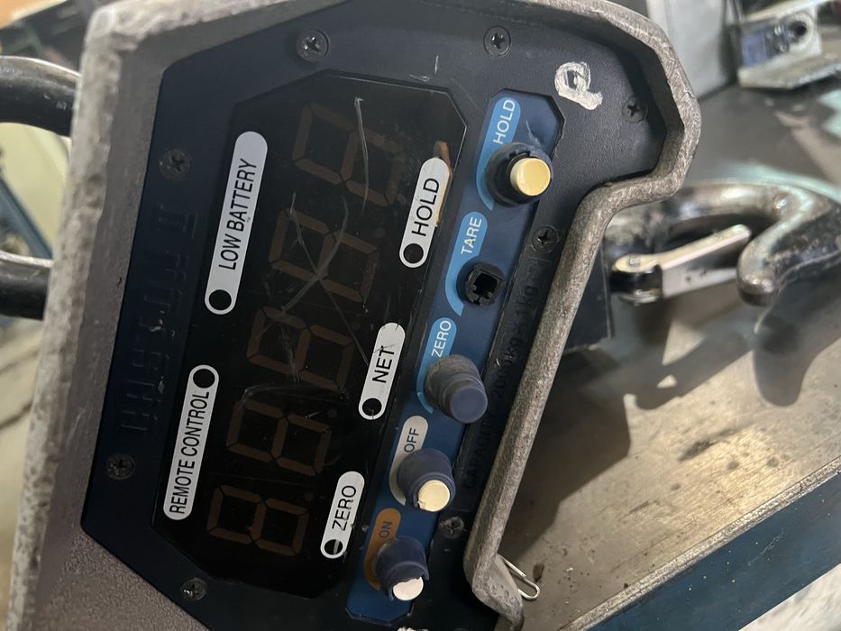 Cantar Electronic cu prindere  in carlig ,2To