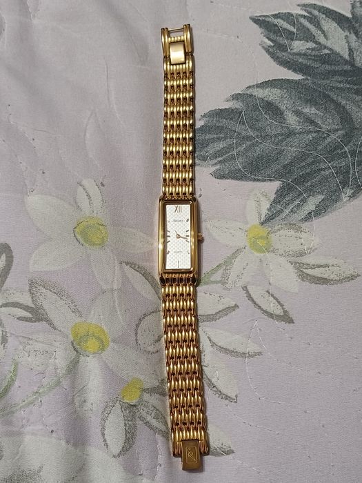 Продам позолоченные часы Швейцария