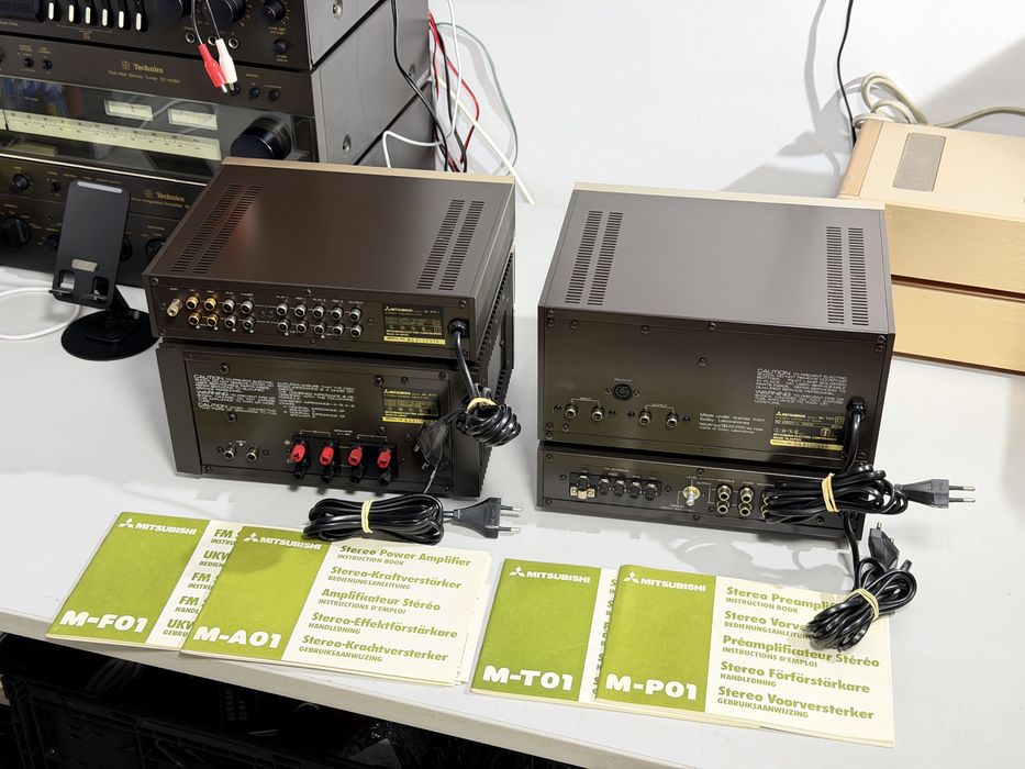 Mitsubishi M-P01 / M-A01 / M-F01 / M-T01 – Sistem Hi-Fi Vintage Complet | Made in Japan | Rar | Stare impecabilă