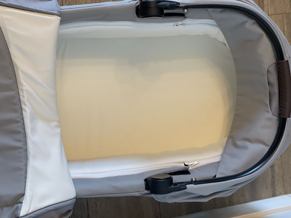 Landou Cybex Balios S Lux 2025 – stare impecabilă, ca nou