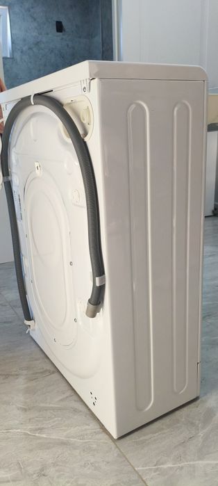 Стиральная машина Indesit IWUB4105