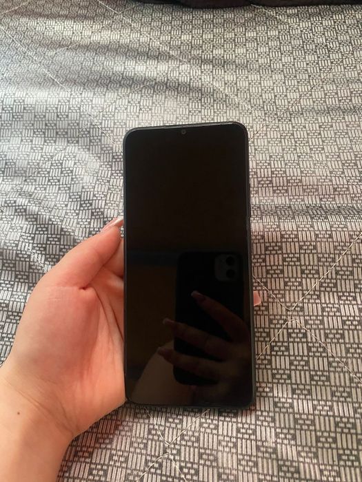 Oppo 18 телефон хорошем состоянии