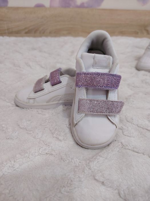 Маратонки и сандали 26размер