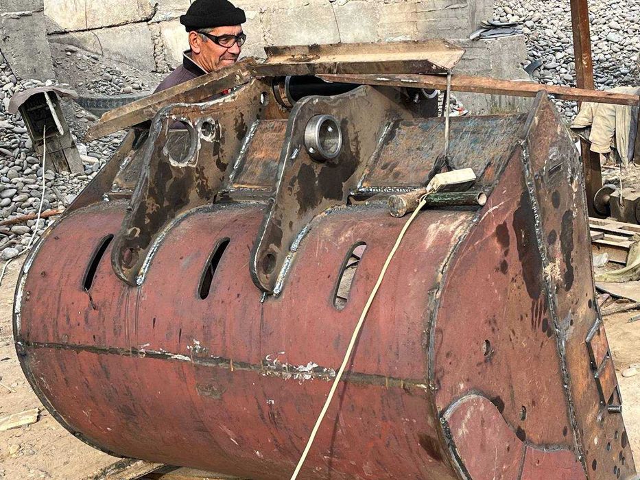 скальные , усиленные ковши для экскаваторов и погрузчиков