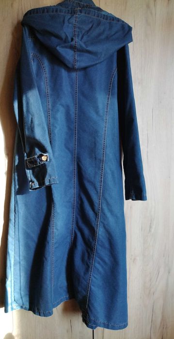 Дълго дънково манто