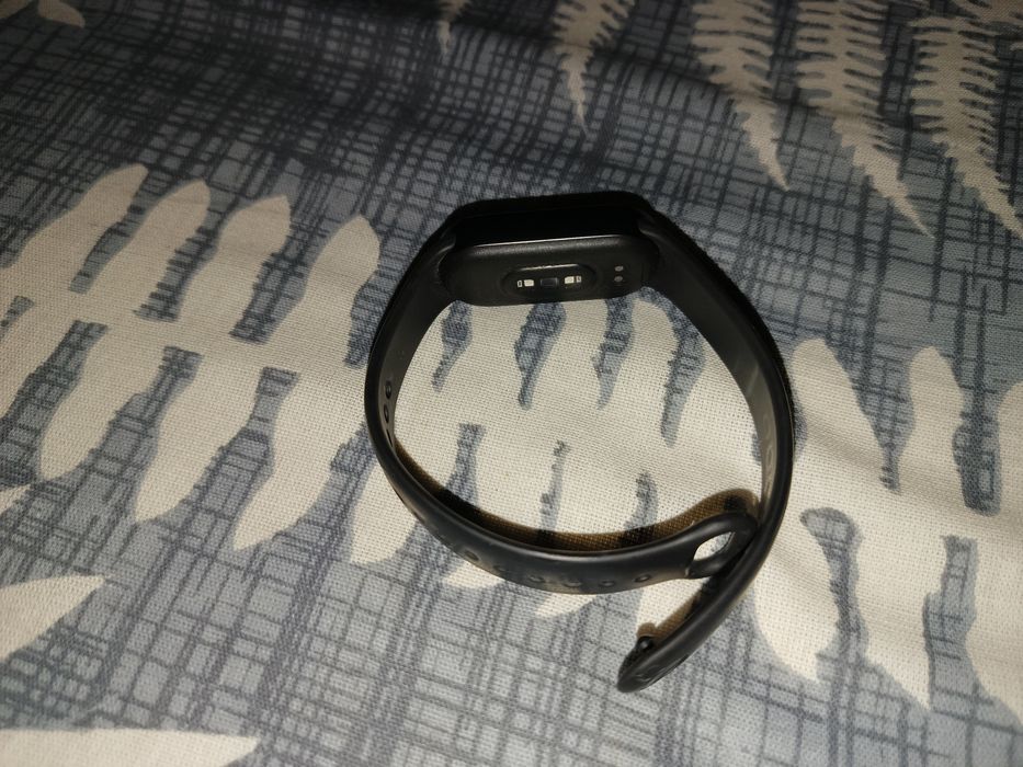 Идеальные часы Mi band 9
