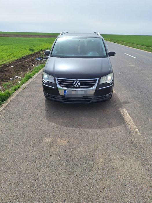Vând VW Touran 7 locuri