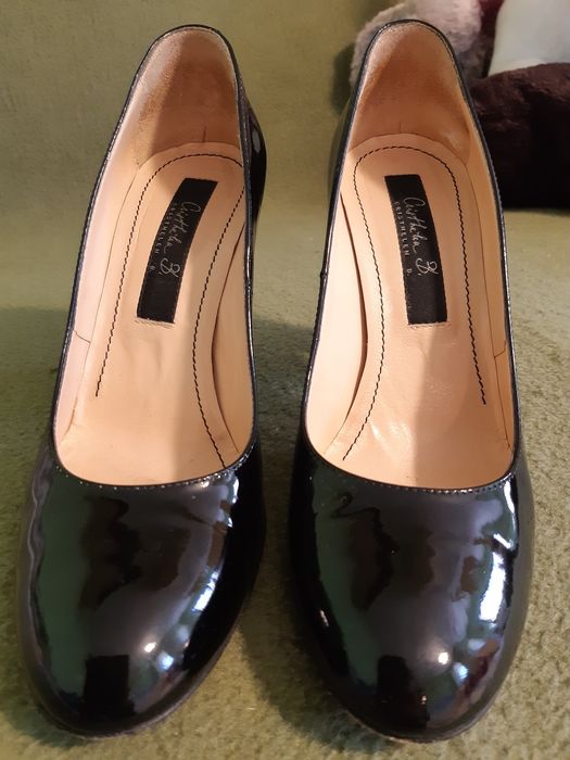 Pantofi Musette, piele lacuita neagra, marimea 35