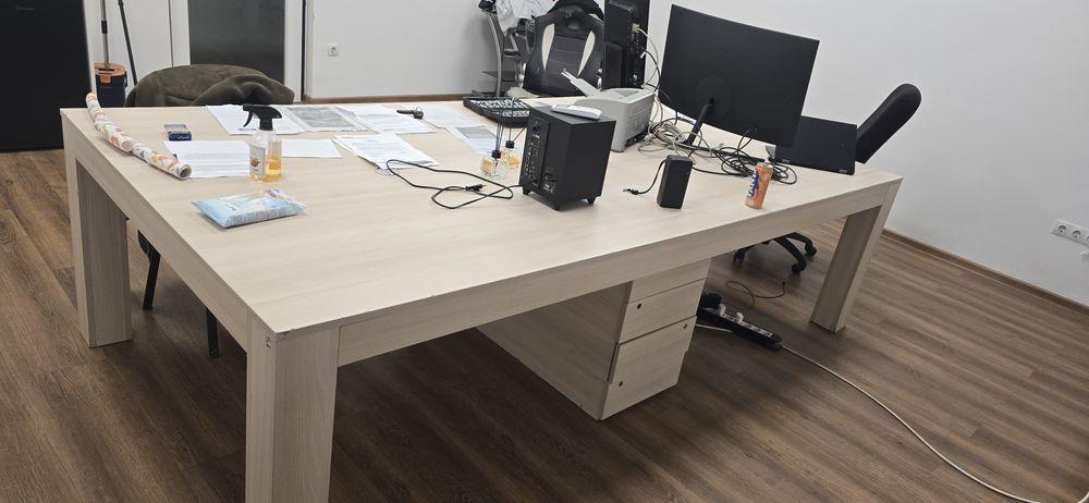 Masa de birou mare din pal melaminat 275cm