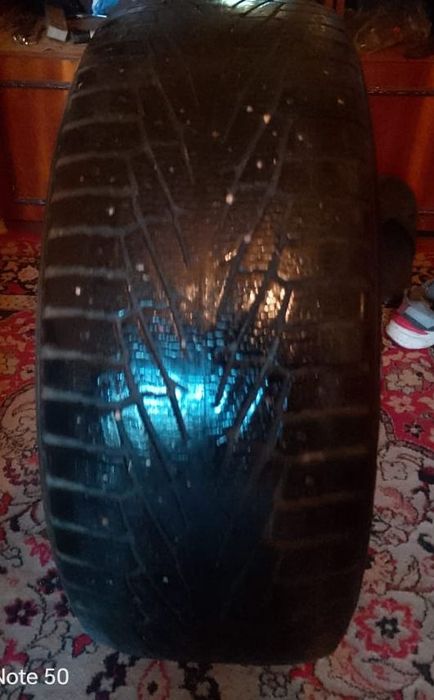 Продам шины покрышки R18