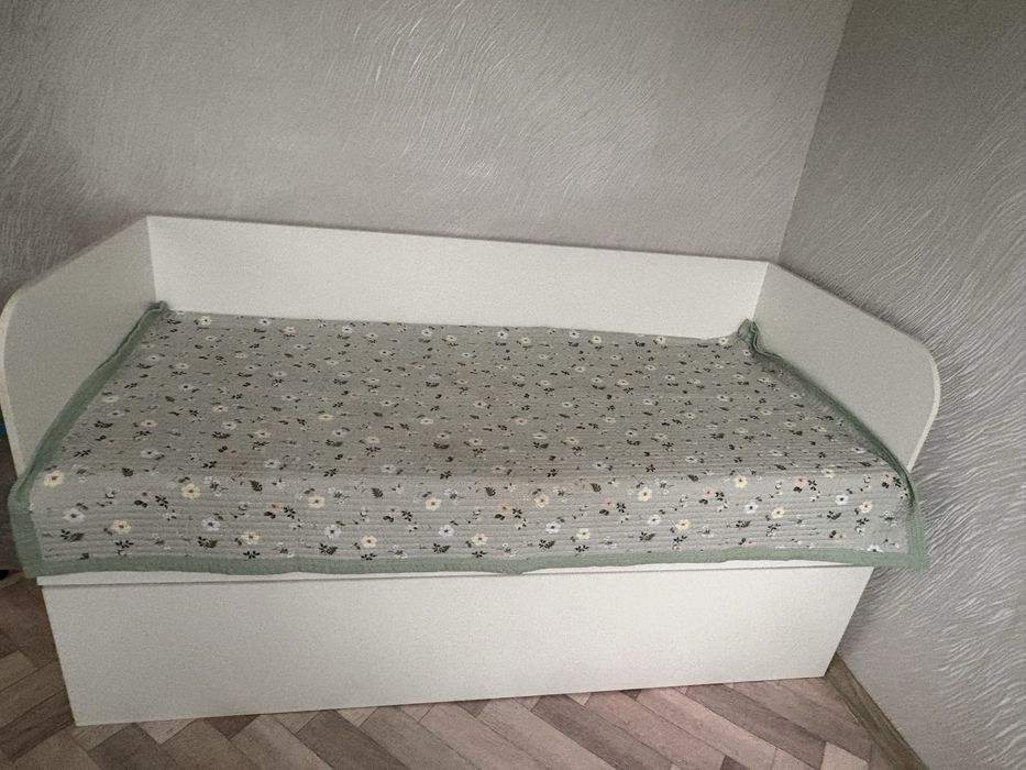 Продам детскую кровать