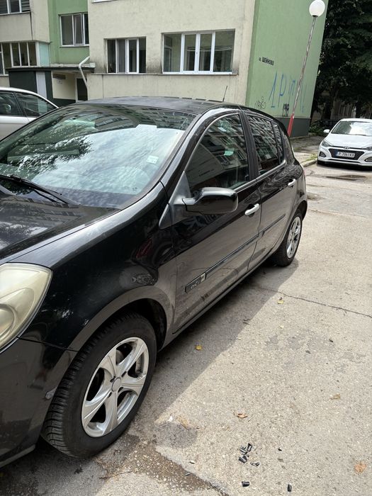 Продавам Renault Clio 1.5 dCi 86 к.с.